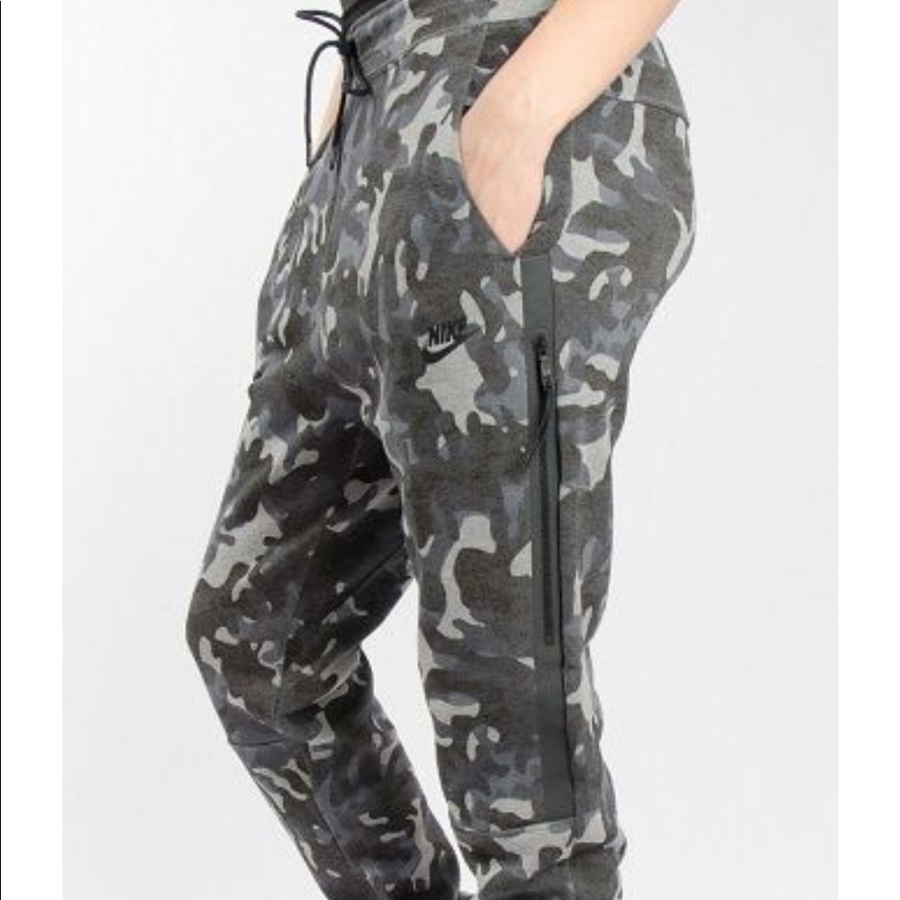 Camo sweat pants